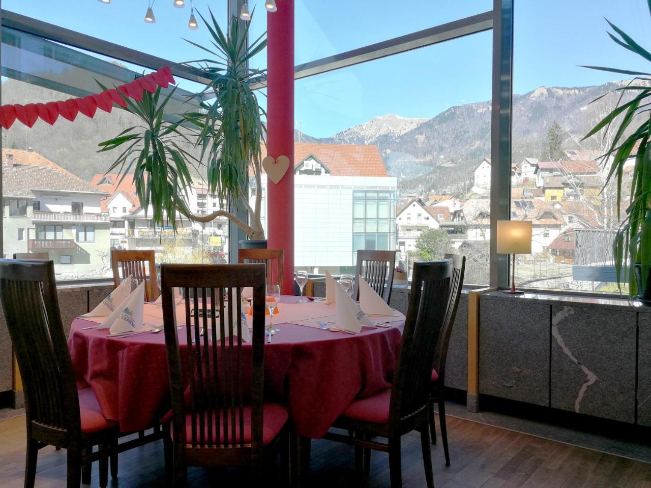 Prenocisca Cerkno Hostel Ngoại thất bức ảnh